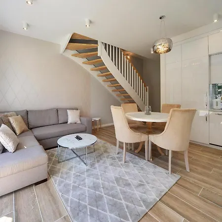 2-level Close To The Holiday home *