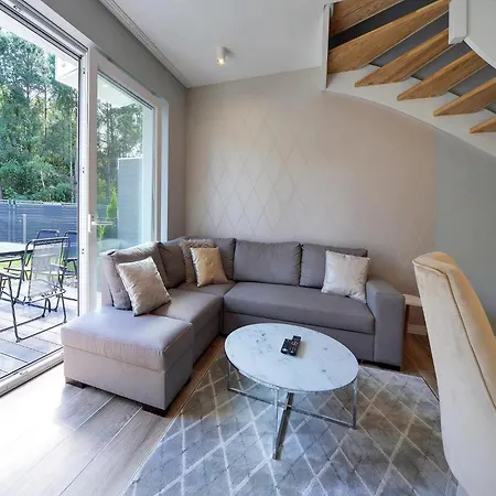 Comfortable Holiday Home With A Garden *